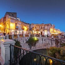 Ortigia by night Ortigia by night